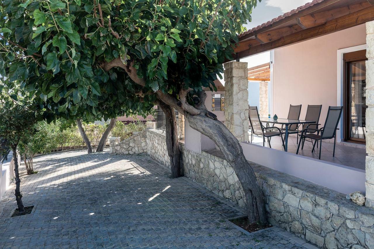 Lila Hill House Villa Stalos Exterior photo